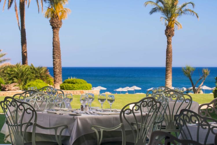 Symposium Restaurant Terrace